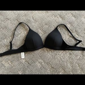 Black Lululemon swim top
